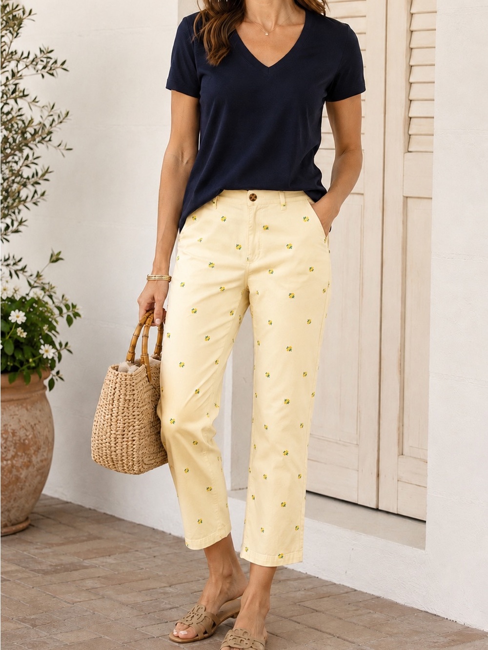 Talbots 16WP Relaxed Yellow Chino Lemon Embroidered Crop Pants Preppy Coastal
